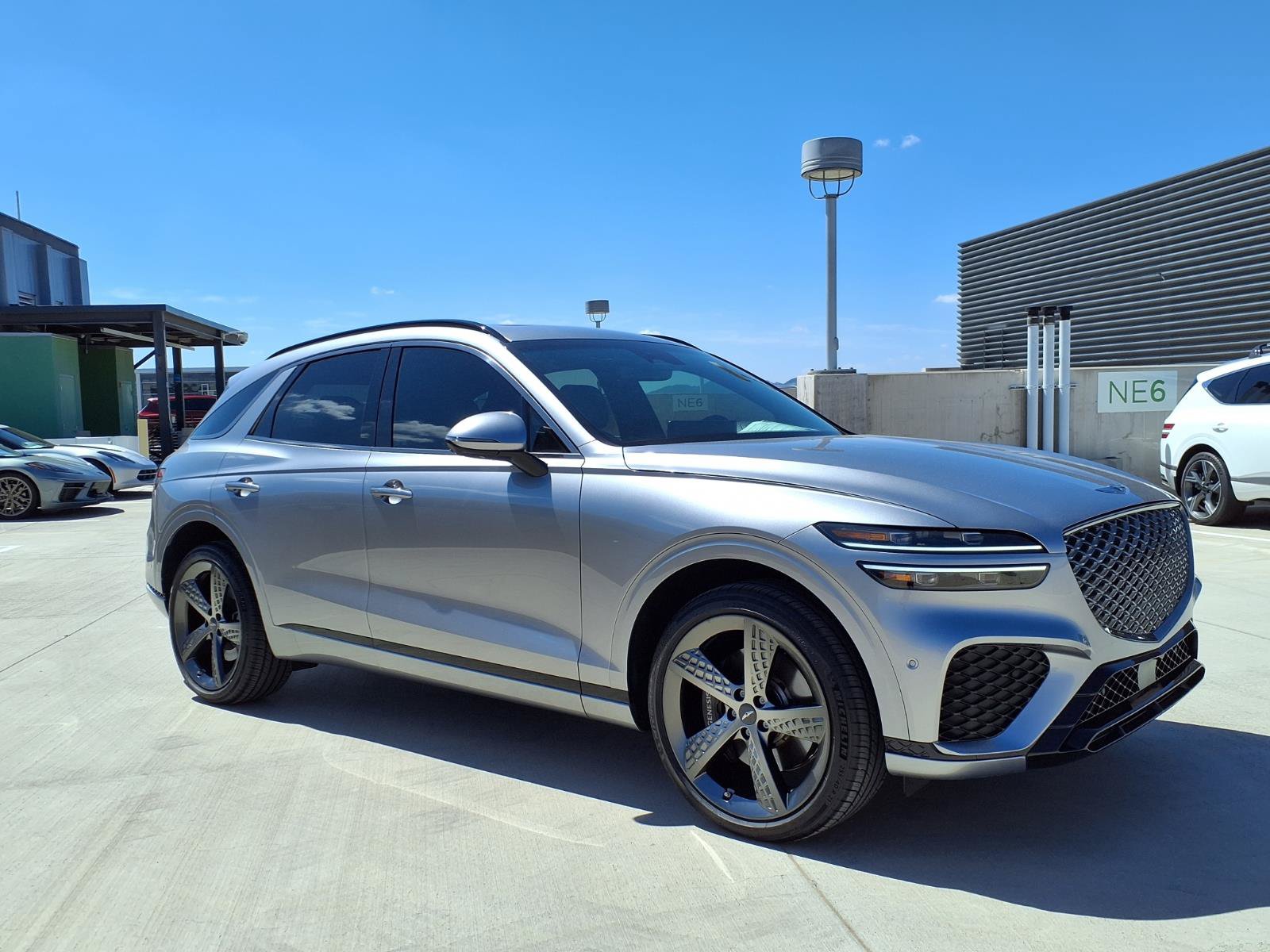Used 2024 Genesis GV70 3.5T Sport w/ Sport Advanced Package AWD/4WD image 8
