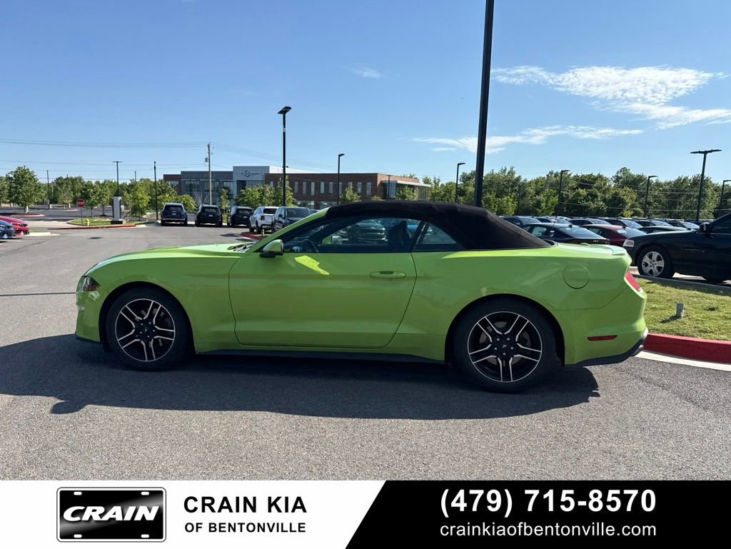 Used 2020 Ford Mustang Premium RWD image 3