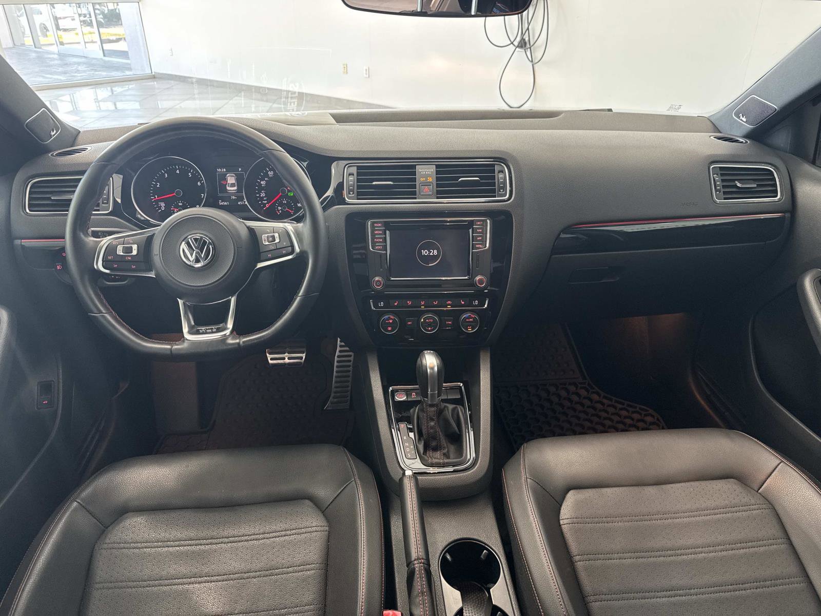 Used 2018 Volkswagen Jetta GLI FWD image 16