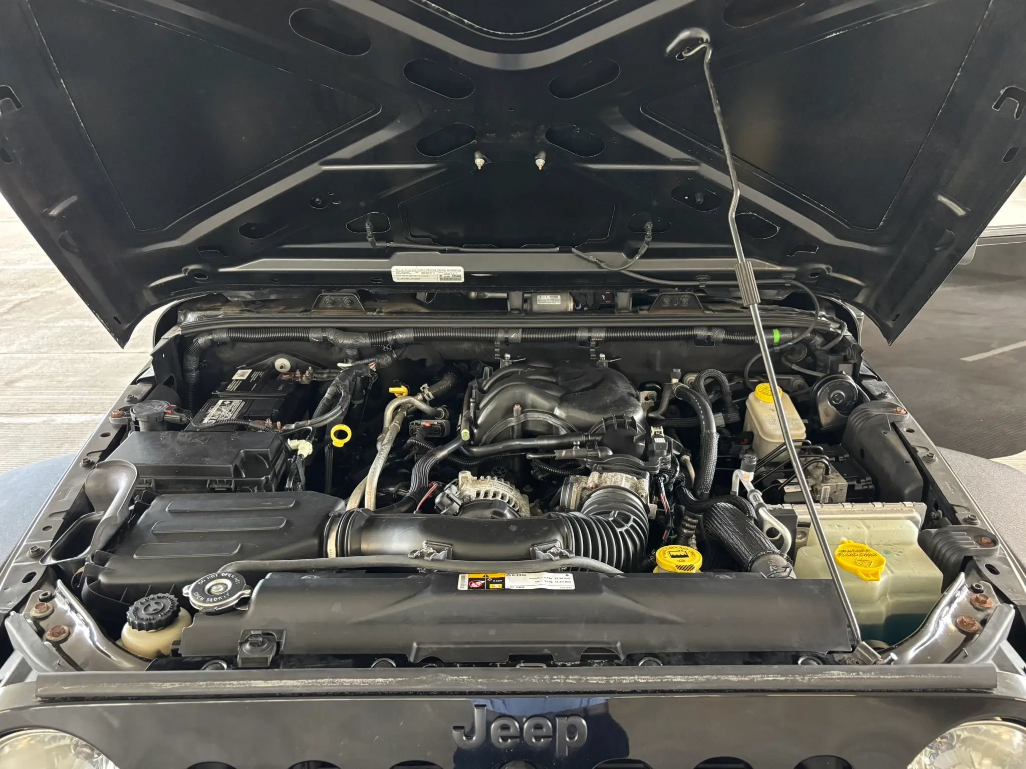 Used 2015 Jeep Wrangler Unlimited Sport AWD/4WD image 15