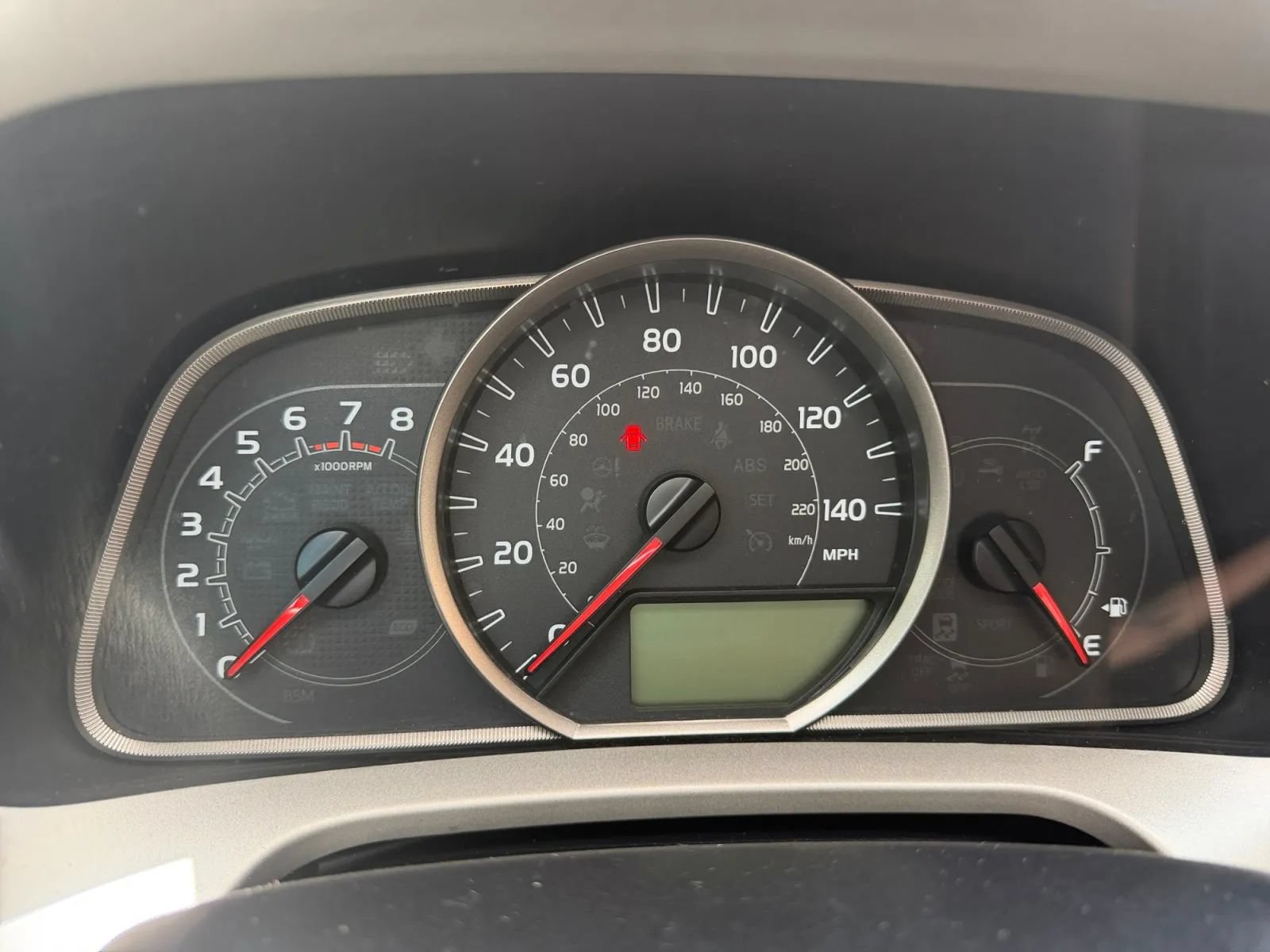 Used 2015 Toyota RAV4 XLE FWD image 16
