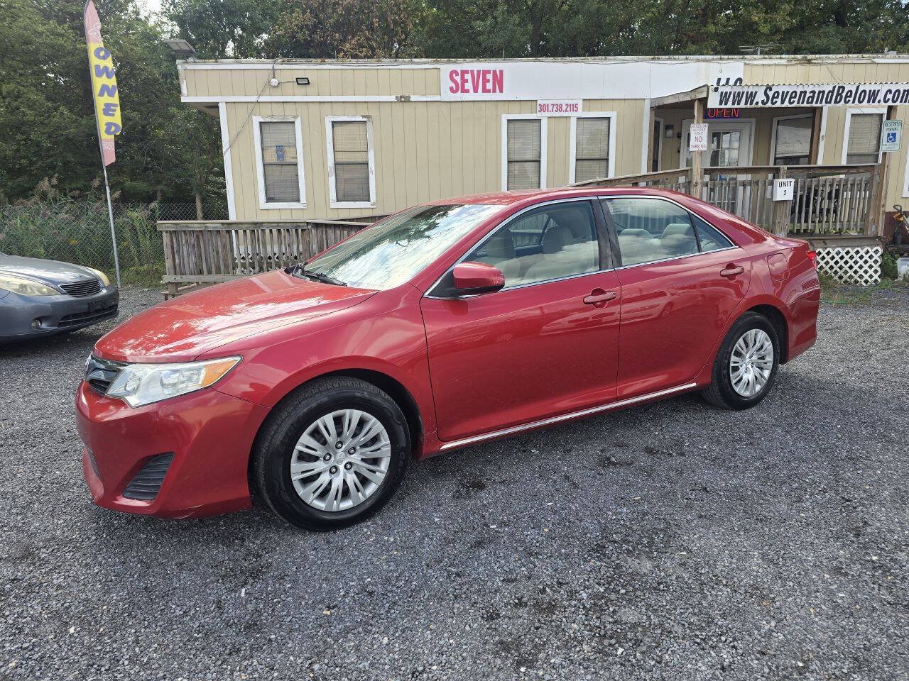 Used 2012 Toyota Camry LE FWD image 2