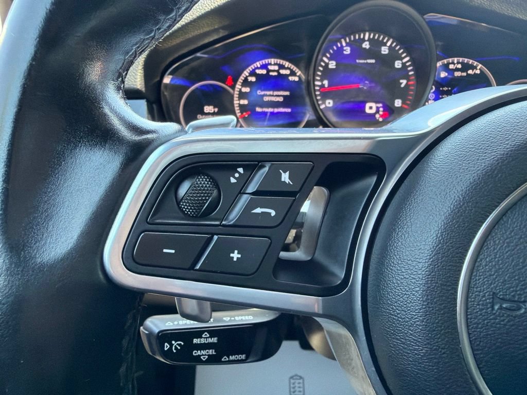 Used 2020 Porsche Cayenne AWD/4WD image 29