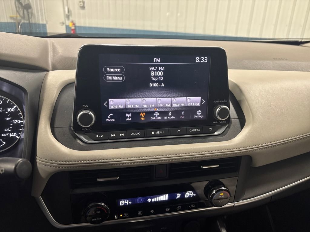 Used 2023 Nissan Rogue SV image 20