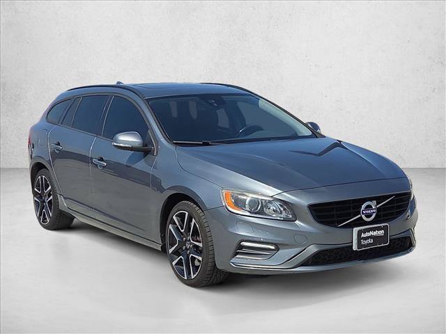 Used 2018 Volvo V60 T5 Dynamic w/ Vision Package AWD/4WD image 3