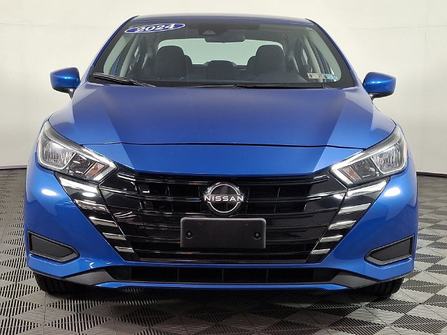 Used 2024 Nissan Versa SV FWD image 5