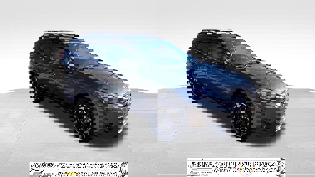 Used 2022 Subaru Crosstrek 2.5i Limited w/ Moonroof Package 2 AWD/4WD image 2