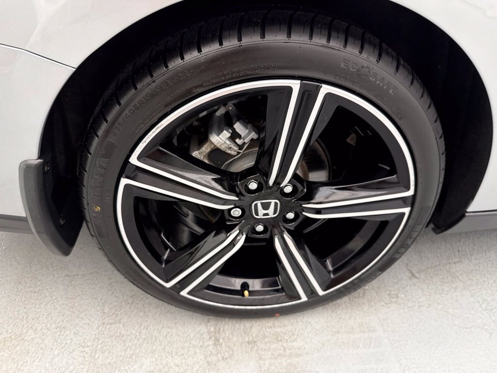 Used 2024 Honda Accord Sport image 12
