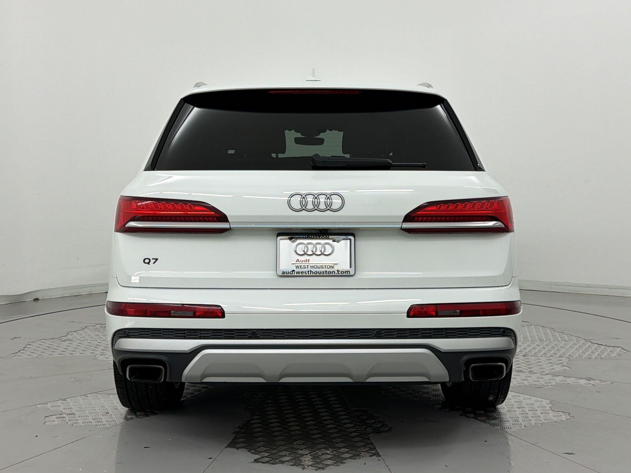 Used 2025 Audi Q7 3.0T Premium Plus AWD/4WD image 10