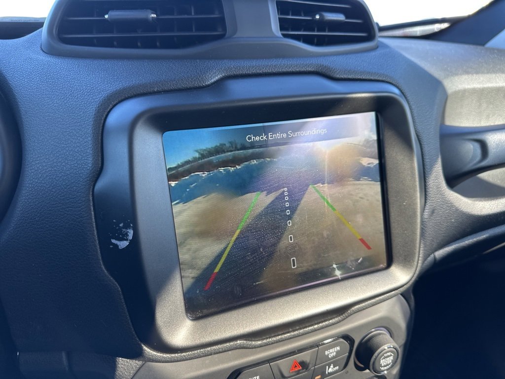 Used 2023 Jeep Renegade Latitude image 19