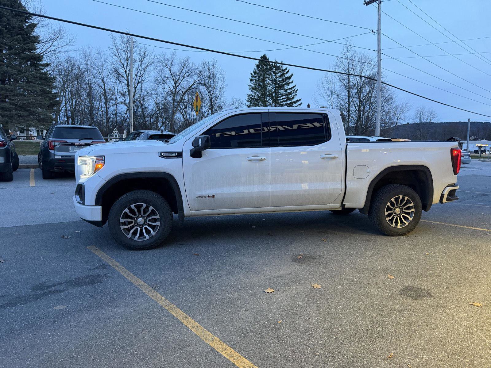 Used 2021 GMC Sierra 1500 AT4 w/ AT4 Preferred Package image 7