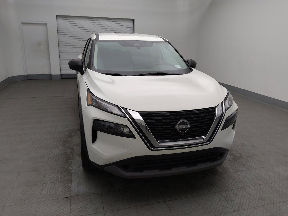 Used 2023 Nissan Rogue S image 14