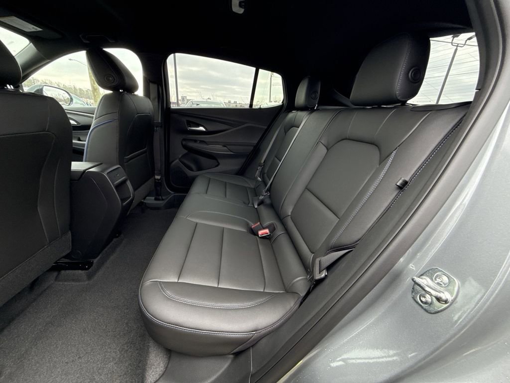 New 2026 Buick Envista Sport Touring w/ Convenience I Package FWD image 23