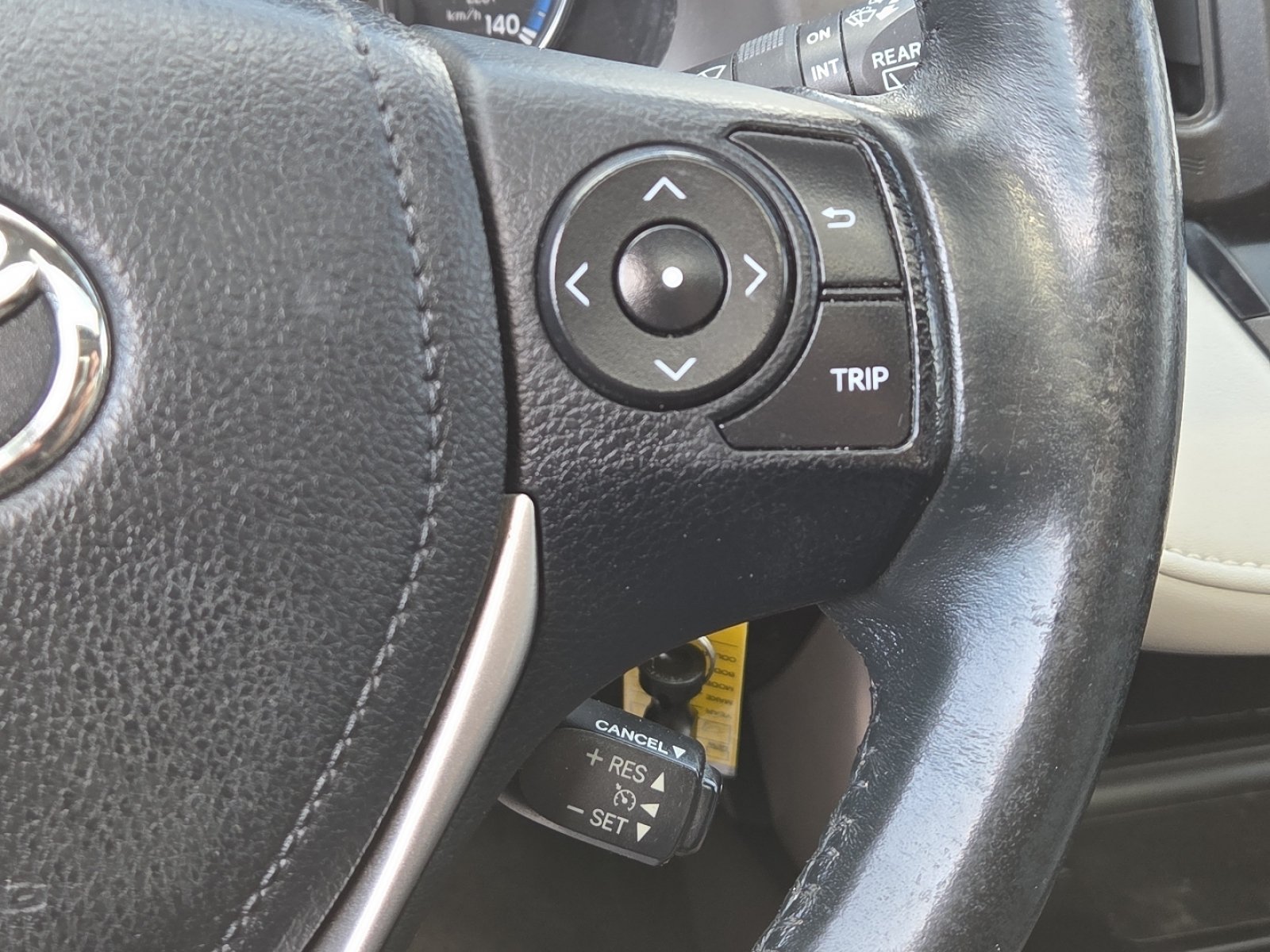 Used 2016 Toyota RAV4 XLE FWD image 8