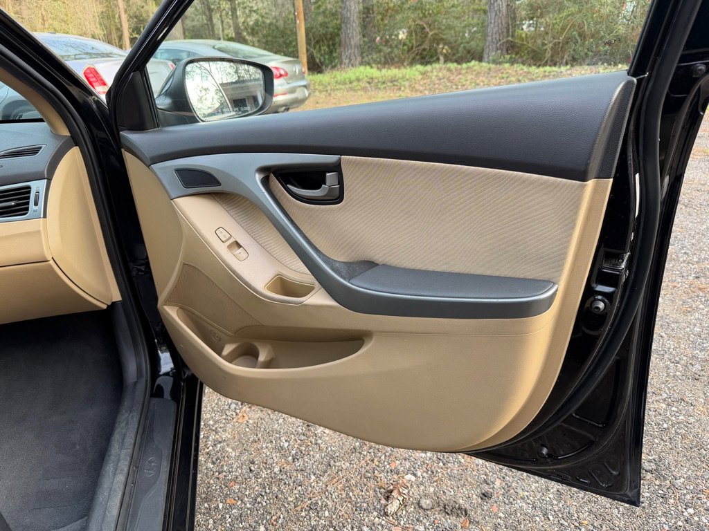 Used 2012 Hyundai Elantra GLS w/ Preferred Pkg 3 image 20