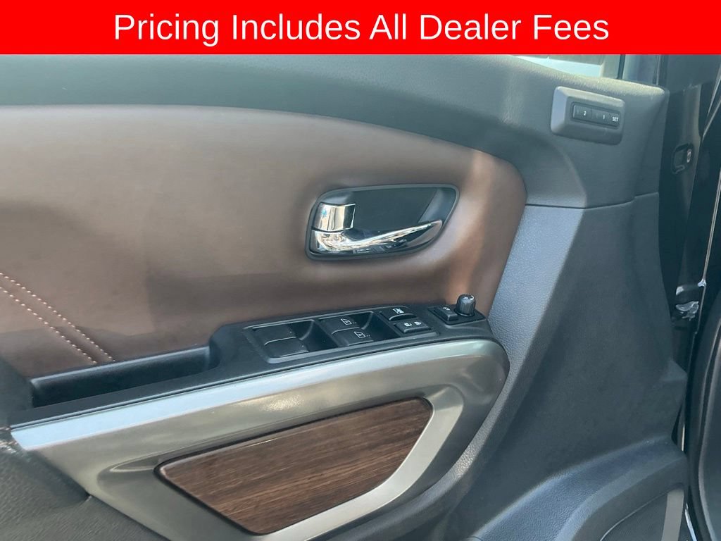 Used 2019 Nissan Titan Platinum Reserve AWD/4WD image 10