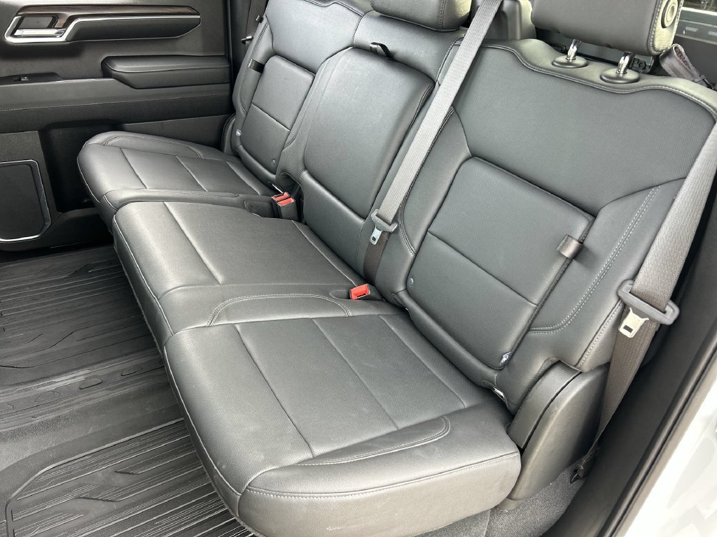 Used 2024 GMC Sierra 1500 SLT w/ SLT Premium Package AWD/4WD image 25