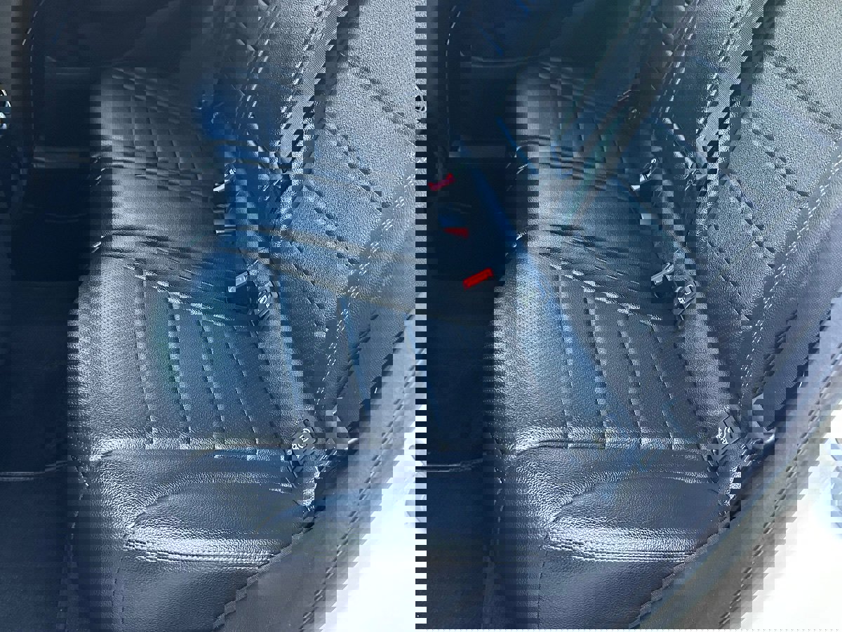 Used 2021 Mercedes-Benz GLC 300 image 12