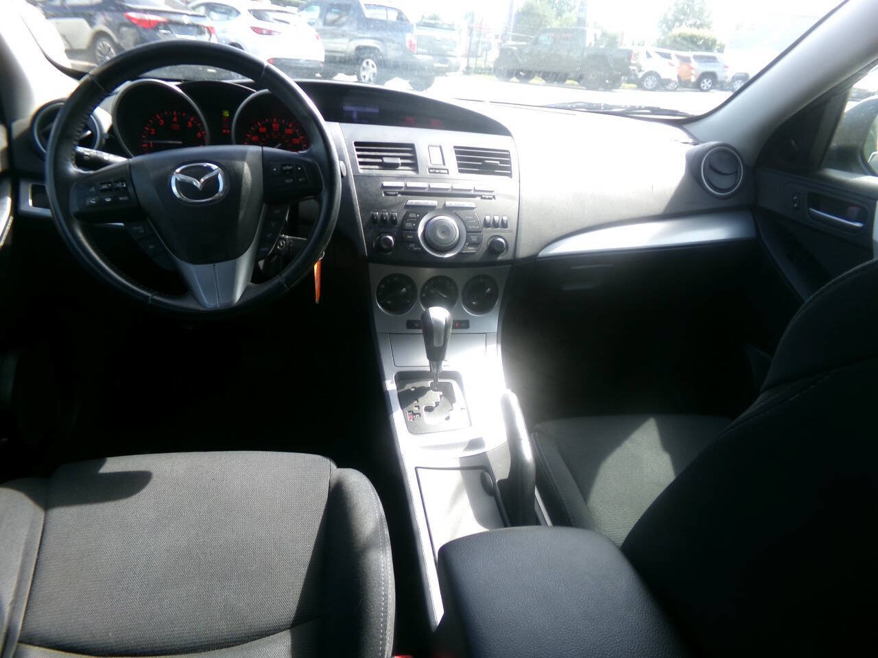 Used 2010 MAZDA MAZDA3 s Sport FWD image 9