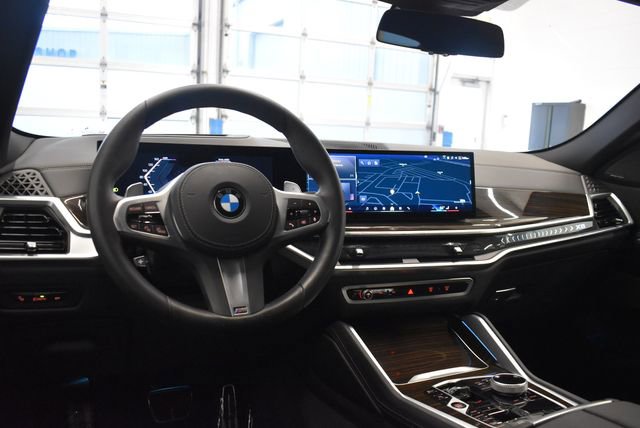 Used 2024 BMW X6 xDrive40i w/ Executive Package AWD/4WD image 23