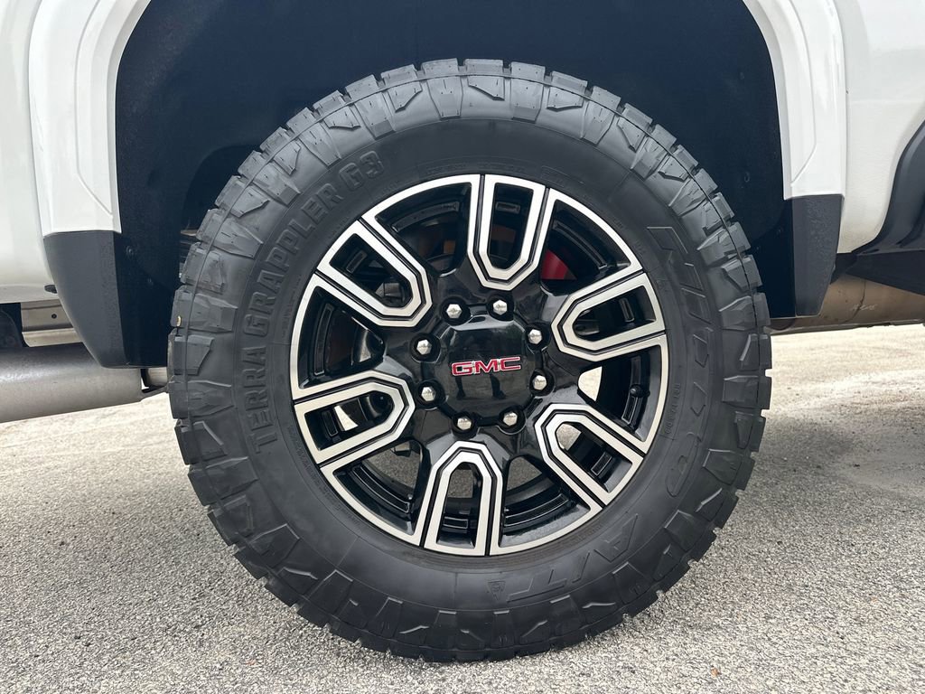 Used 2022 GMC Sierra 2500 AT4 w/ AT4 Preferred Package image 18