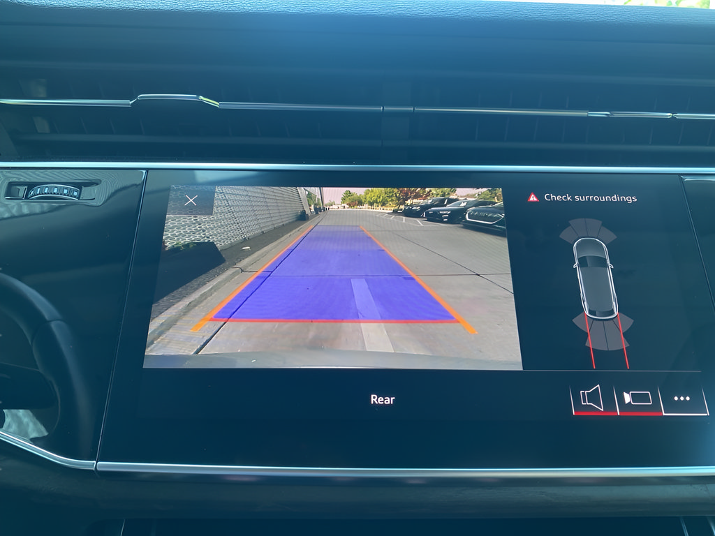 Used 2019 Audi Q8 Premium AWD/4WD image 31