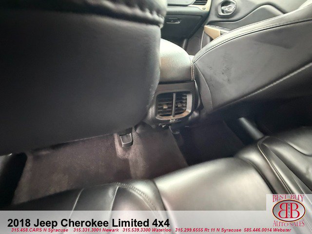 Used 2018 Jeep Cherokee Limited AWD/4WD image 13