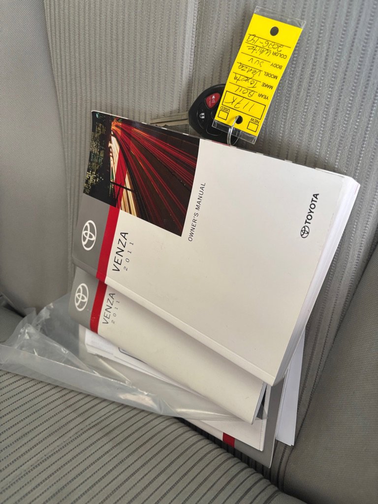 Used 2011 Toyota Venza FWD image 57