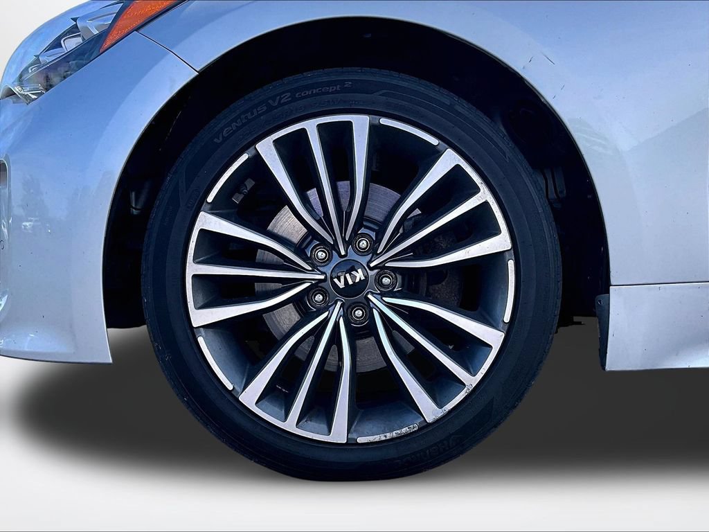 Used 2018 Kia Stinger Premium w/ Paint Protection Package AWD/4WD image 9