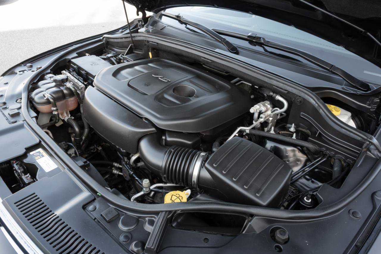 Used 2019 Dodge Durango SXT image 38