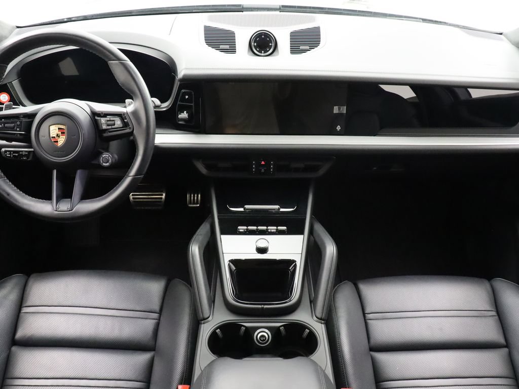 Used 2024 Porsche Cayenne Coupe w/ Premium Package Plus AWD/4WD image 21