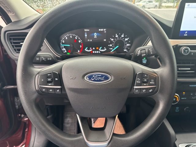Used 2021 Ford Escape SE image 19