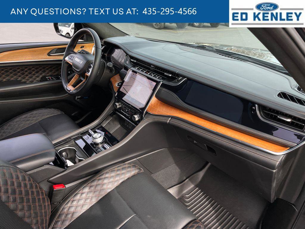 Used 2023 Jeep Grand Cherokee L Summit AWD/4WD image 32