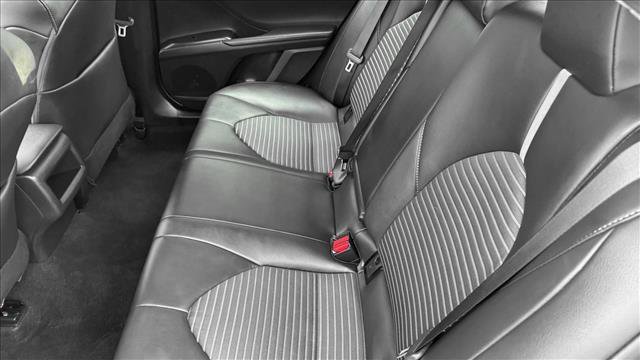 Used 2024 Toyota Camry SE FWD image 17