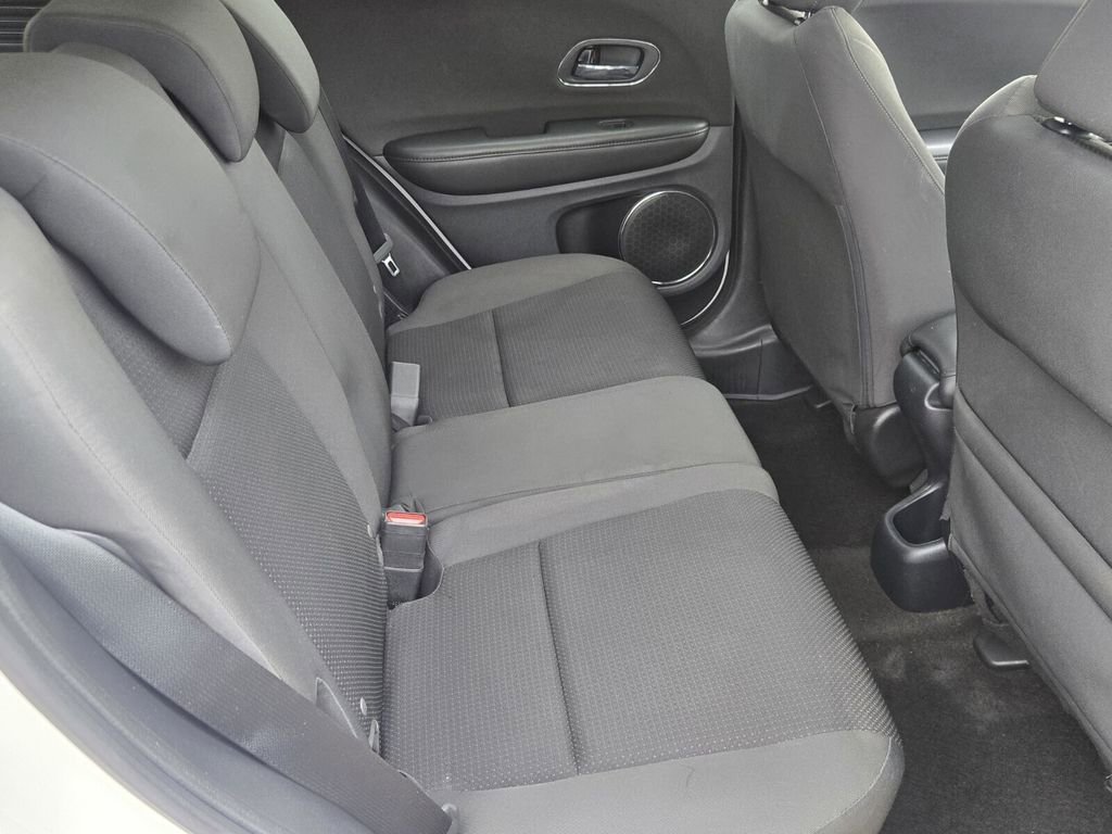 Used 2021 Honda HR-V EX image 16