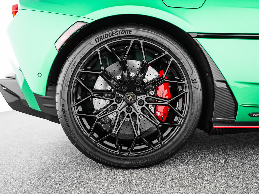 Used 2026 Lamborghini Temerario AWD/4WD image 33