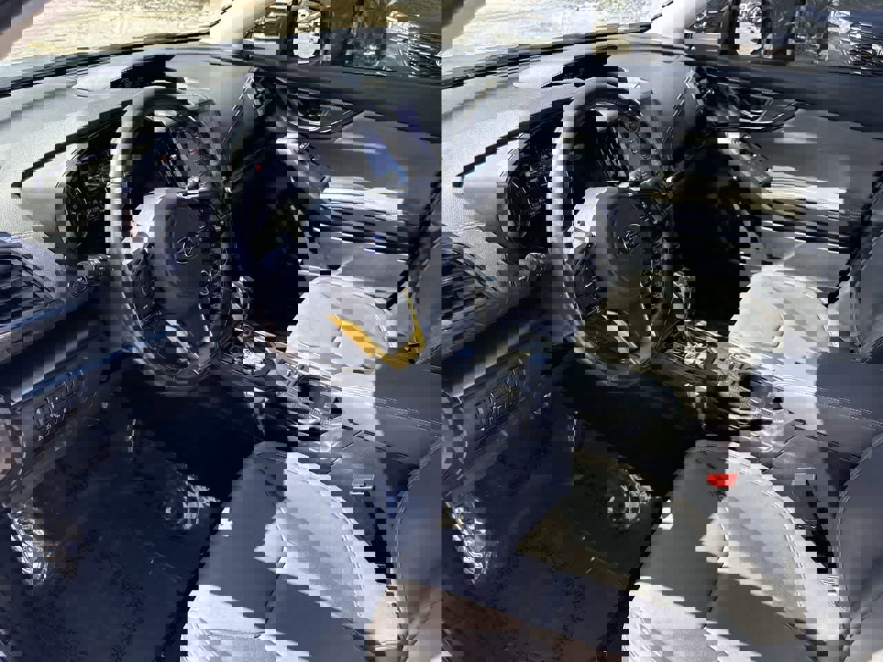 Used 2023 Subaru Crosstrek 2.5i Sport AWD/4WD image 13