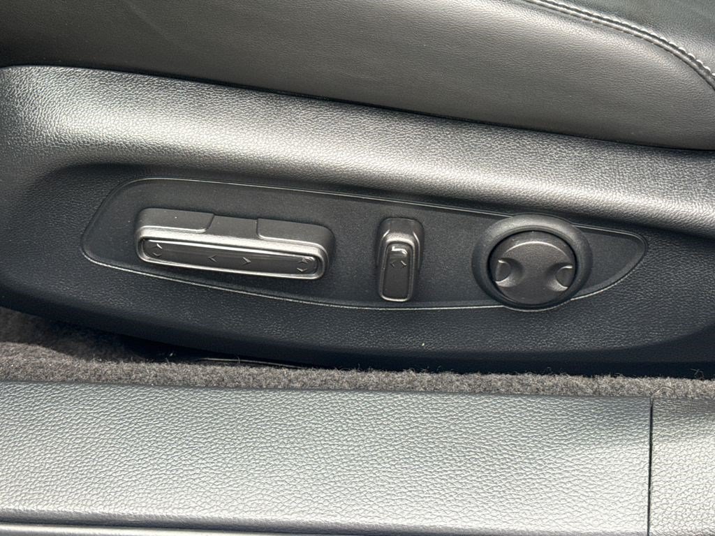 Certified 2024 Honda Accord Touring image 23