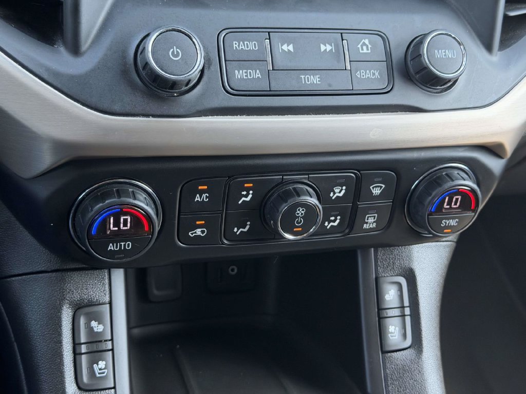 Used 2019 GMC Acadia Denali w/ Technology Package AWD/4WD image 5