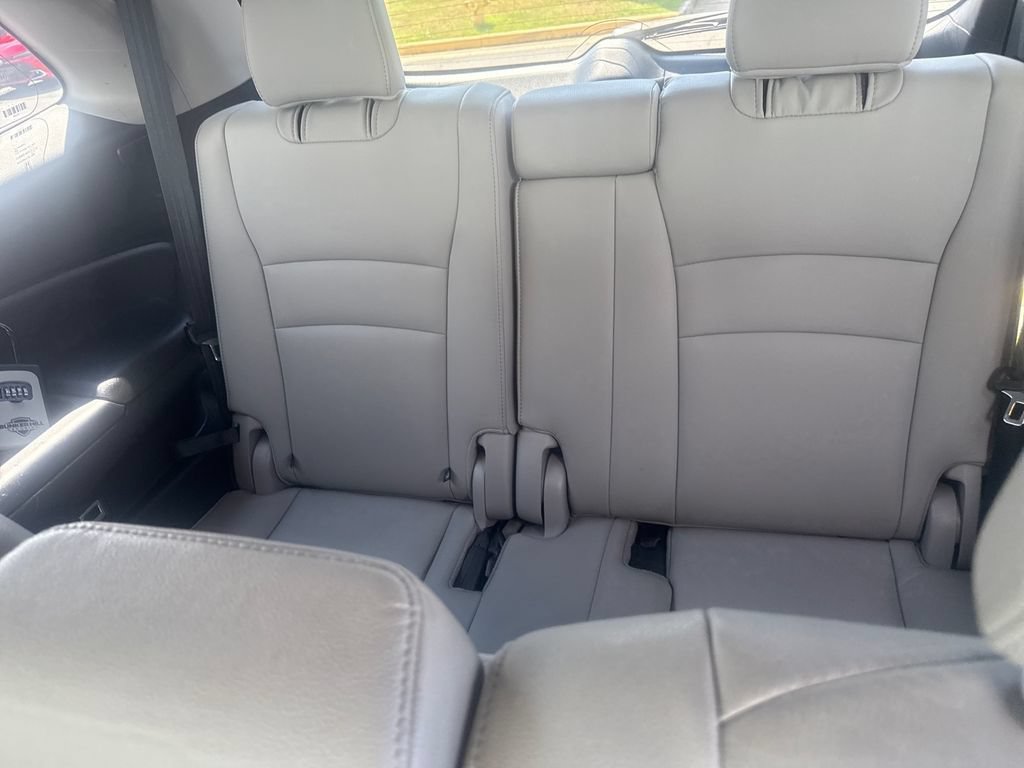 Used 2018 Honda Pilot EX-L image 11