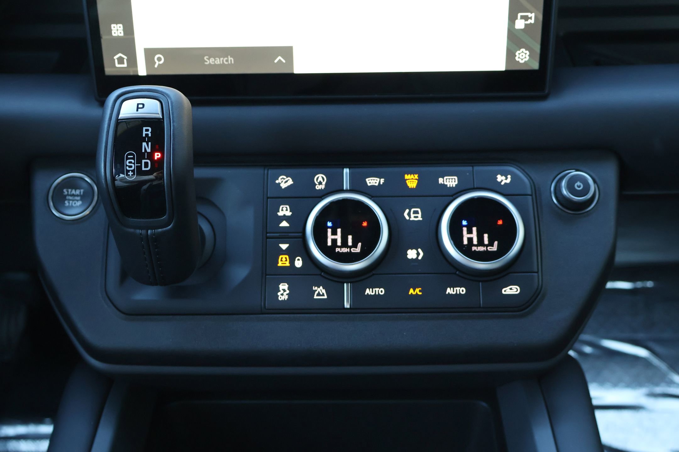 Used 2025 Land Rover Defender 110 S image 20