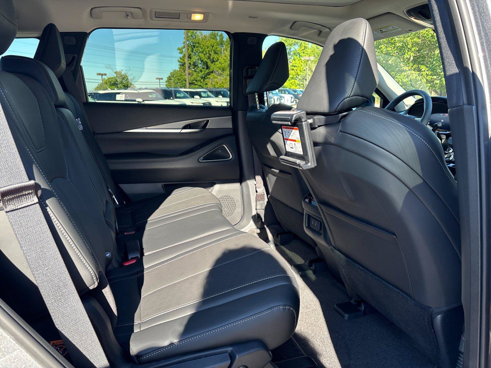 New 2027 INFINITI QX60 Luxe AWD/4WD image 38