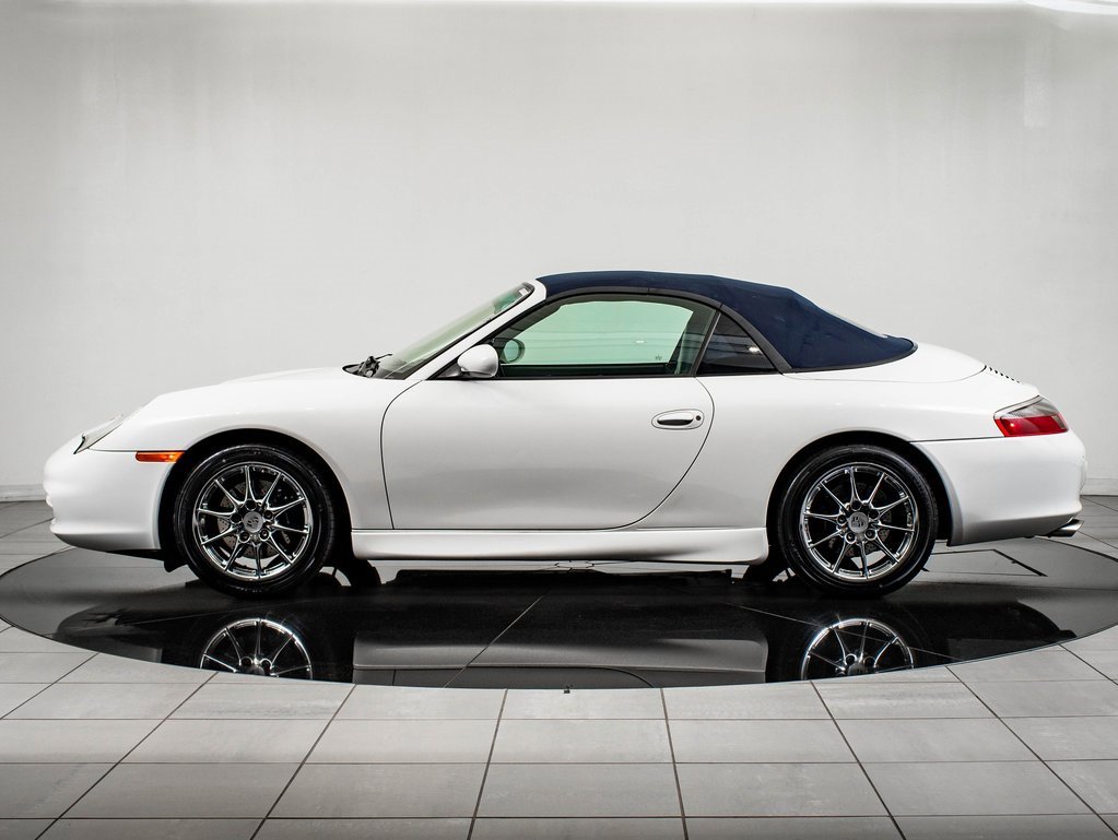 Used 2005 Porsche 911 Carrera image 2