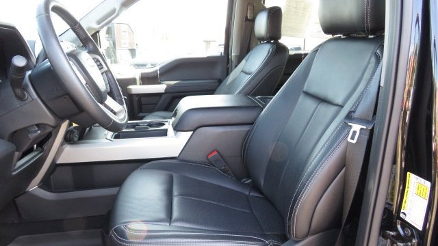 Certified 2020 Ford F250 Lariat w/ Lariat Value Package image 4