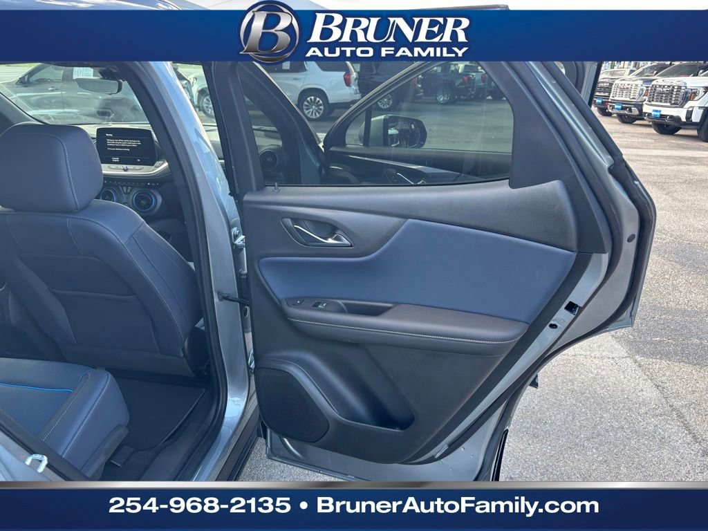 New 2025 Chevrolet Blazer RS w/ Driver Confidence II Package image 17