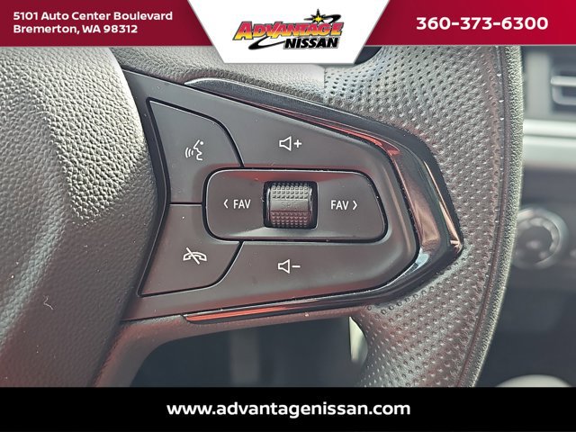 Used 2024 Chevrolet Trax LS w/ LS Convenience Package image 11