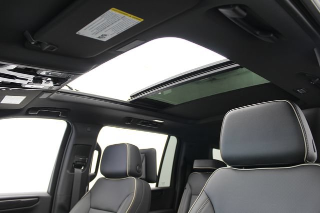New 2026 GMC Yukon XL Elevation w/ Elevation Premium Package AWD/4WD image 25