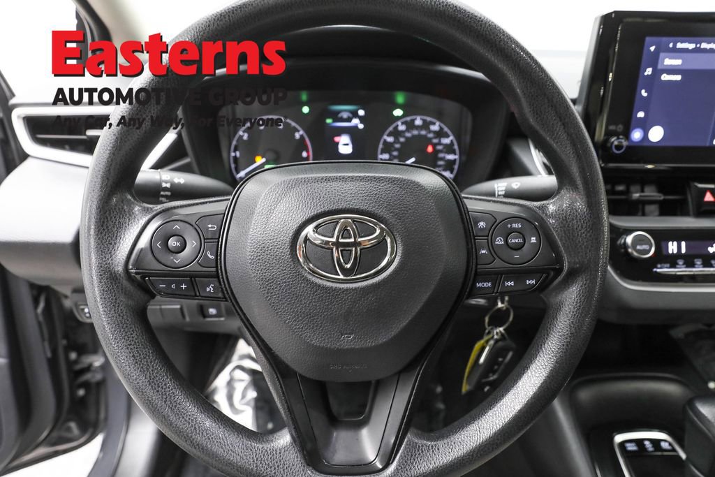 Used 2023 Toyota Corolla LE w/ Carpet Mat Package (TMS) FWD image 10