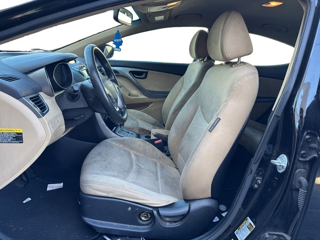 Used 2013 Hyundai Elantra GLS w/ Preferred Pkg image 9