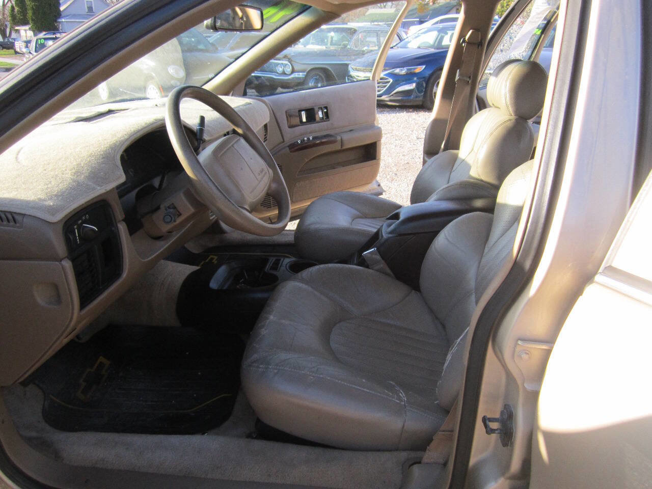 Used 1996 Chevrolet Caprice Classic image 7